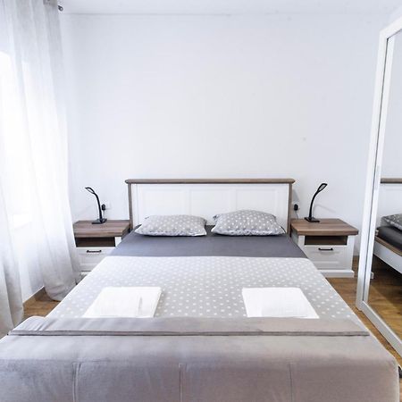Apartments Florian 洛帕德 外观 照片